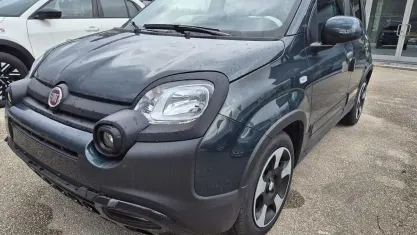 Usata Fiat Panda S 69 CV (50 kW) 2025 Verde Utilitaria