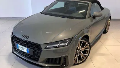 Usata 2023 Audi TT Roadster Design Cabrio | 36.800 € (Buon prezzo)