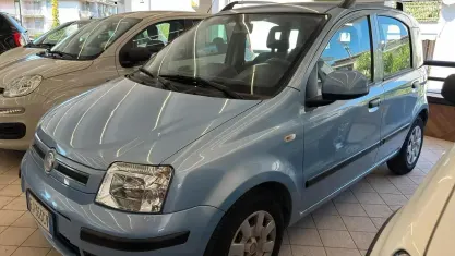 Usata Fiat Panda Dynamic 69 CV (50 kW) 2011 Bluazzurro Utilitaria