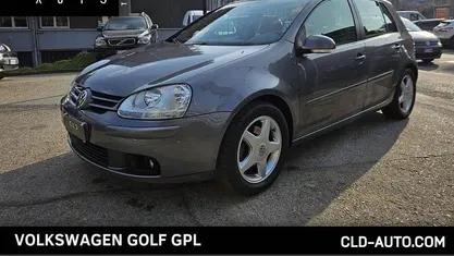 Usata VW Golf V 102 CV (75 kW) 2007 Berlina