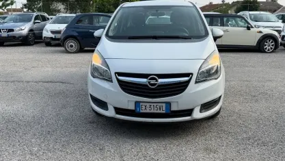 Usata Opel Meriva Cosmo 120 CV (88 kW) 2015 Bianco Monovolume