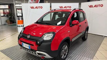Usata Fiat Panda Cross Cross 86 CV (63 kW) 2020 Rosso Utilitaria