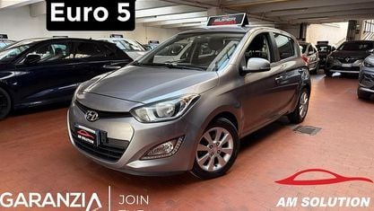 Usata Hyundai i20 86 CV (63 kW) 2012 Grigio Utilitaria