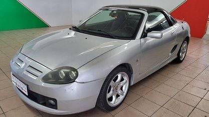 Usata MG TF 116 CV (85 kW) 2003 Argento Cabrio