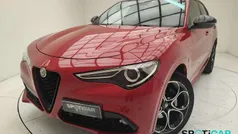 Rosso Usata 2022 Alfa Romeo Stelvio Veloce SUV | 33.486 € (Buon prezzo)
