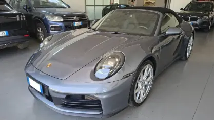 Usata Porsche 911 Carrera Cabriolet 394 CV (289 kW) 2025 Grigio Cabrio