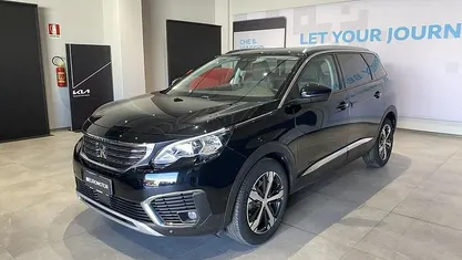 Nero Usata 2020 Peugeot 5008 Allure Monovolume | 19.900 € (Buon prezzo)