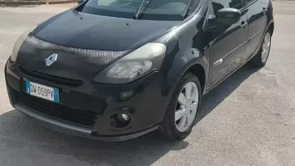 Usata Renault Clio II Luxe 85 CV (62 kW) 2009 Nero Berlina