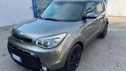 Usata Kia Soul 136 CV (100 kW) 2017 Grigio SUV