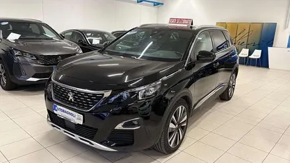 Nero Usata 2020 Peugeot 5008 GT Monovolume | 23.600 € (Buon prezzo)