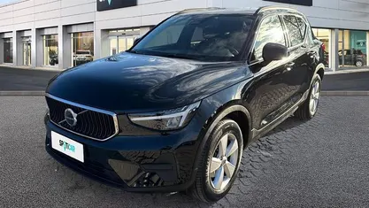 Nero Usata 2022 Volvo XC40 SUV | 24.400 € (Buon prezzo)