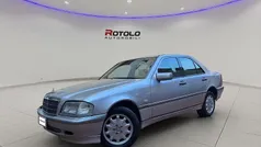 Usata 1997 Mercedes C200 Tre volumi | 3700 € (Buon prezzo)
