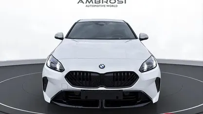 Alpin white pastello Usata 2025 BMW 118 M Sport Due volumi | 36.800 € (Buon prezzo)