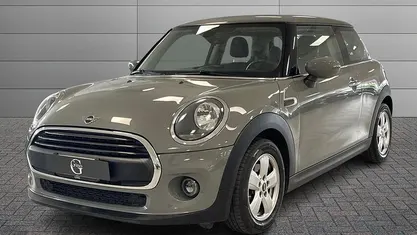 Usata Mini ONE 75 CV (55 kW) 2020 Grigio Utilitaria
