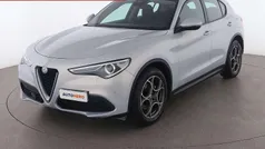 Usata 2020 Alfa Romeo Stelvio Super SUV | 21.599 € (Buon prezzo)