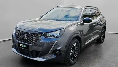 Grigio Usata 2022 Peugeot 2008 Allure SUV | 16.900 € (Buon prezzo)