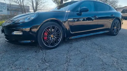 Usata Porsche Panamera 250 CV (183 kW) 2012 Utilitaria