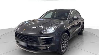 Grigio Usata 2018 Porsche Macan SUV | 36.500 € (Buon prezzo)