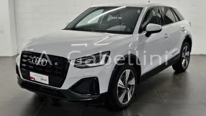 Usado Audi Q2 Admired 150 CV (110 kW) 2021 Blanco SUV