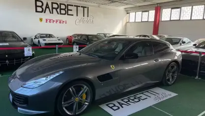 Usata Ferrari GTC4Lusso 689 CV (506 kW) 2017 Grigio Station wagon