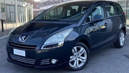 Usata Peugeot 5008 Allure 163 CV (119 kW) 2011 Nero Monovolume