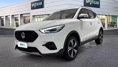 Usata MG ZS Comfort 106 CV (77 kW) 2023 Grigio SUV