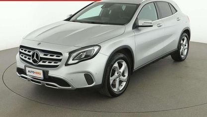 Gebraucht Mercedes GLA200 136 PS (100 kW) 2019 Silber SUV