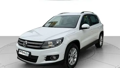 Bianco Usata 2014 VW Tiguan Sportline SUV | 14.500 € (Cara)
