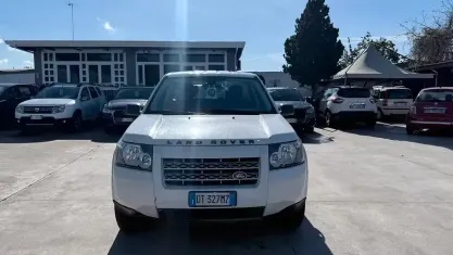 Usata Land Rover Freelander 2 HSE 160 CV (117 kW) 2009 Bianco SUV