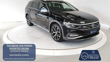 Usata VW Passat Alltrack 200 CV (147 kW) 2022 Nero Station wagon