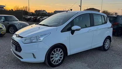 Usata Ford B-MAX Business Edition 90 CV (66 kW) 2016 Monovolume