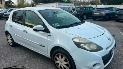 Usata Renault Clio IV Dynamique 75 CV (55 kW) 2012 Bianco Berlina