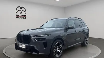 Usata BMW X7 M Sport 352 CV (258 kW) 2024 Grigio artense SUV