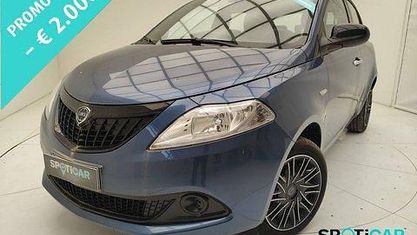 Usado Lancia Ypsilon S 69 HP (50 kW) 2024 Azul Citadino