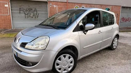 Usata Renault Modus Expression 85 CV (62 kW) 2009 Grigio Monovolume
