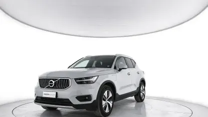 Usata Volvo XC40 Inscription 179 CV (131 kW) 2021 Argento SUV