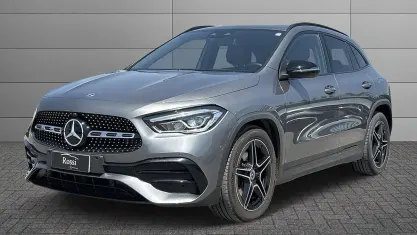 Usata Mercedes GLA200 Premium 150 CV (110 kW) 2020 Nero SUV