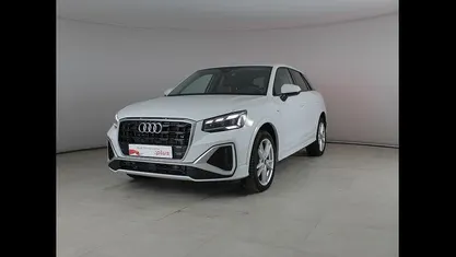 Bianco Usata 2024 Audi Q2 S-Line SUV | 34.800 € (Buon prezzo)