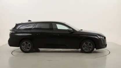 Usata Peugeot 308 Allure 131 CV (96 kW) 2024 Neronero Station wagon