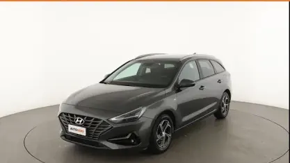 Usata Toyota Auris Touring Sports Lounge 136 CV (100 kW) 2017 Nero Station wagon