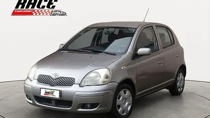 Gray Usata 2004 Toyota Yaris Sol | 1500 € (Ottimo prezzo)