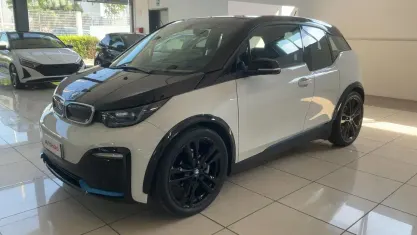 Usata BMW i3 75 kW (102 CV) 2022 Bianco Utilitaria