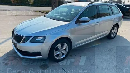 Argento Usata 2019 Skoda Octavia Station wagon | 9500 € (Buon prezzo)