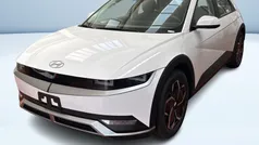 Bianco pastello Usata 2023 Hyundai Ioniq 5 SUV | 30.300 € (Buon prezzo)