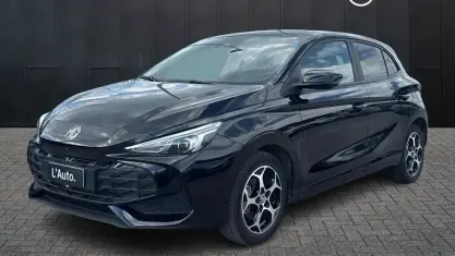 Usata MG MG3 Luxury 102 CV (75 kW) 2025 Utilitaria