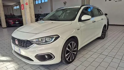 Bianco Usata 2019 Fiat Tipo Lounge Station wagon | 6800 € (Buon prezzo)