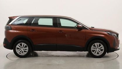 Gebraucht Peugeot 5008 Business-Line 131 PS (96 kW) 2021 SUV