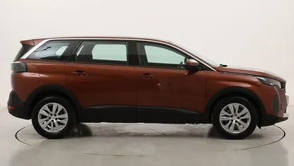 Usata Peugeot 5008 Business-Line 131 CV (96 kW) 2021 SUV