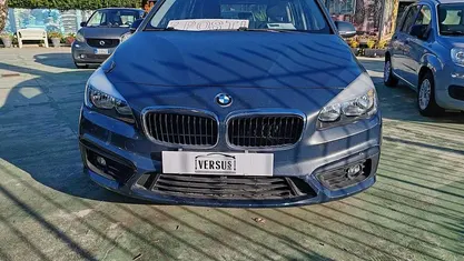 Usata BMW 218 Gran Tourer 150 CV (110 kW) 2016 Blu Monovolume