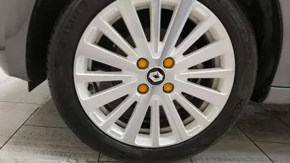 Grigio Usata 2022 Renault Twingo Vibes Due volumi | 10.990 € (Buon prezzo)